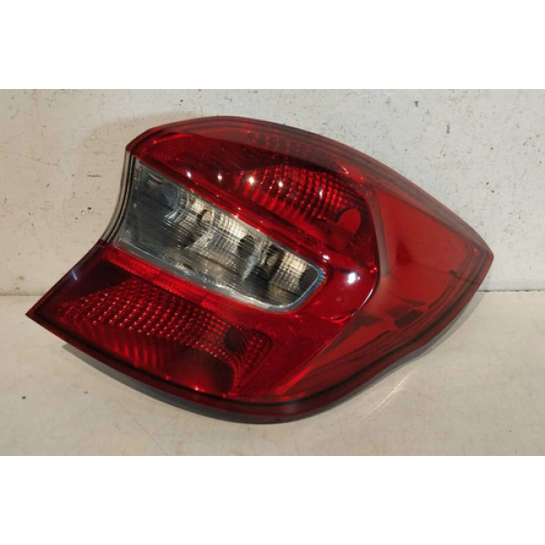 Lanterna Direita Ford Ka Hatch 2015 2016 2017 2018 Direito/passageiro Vermelho