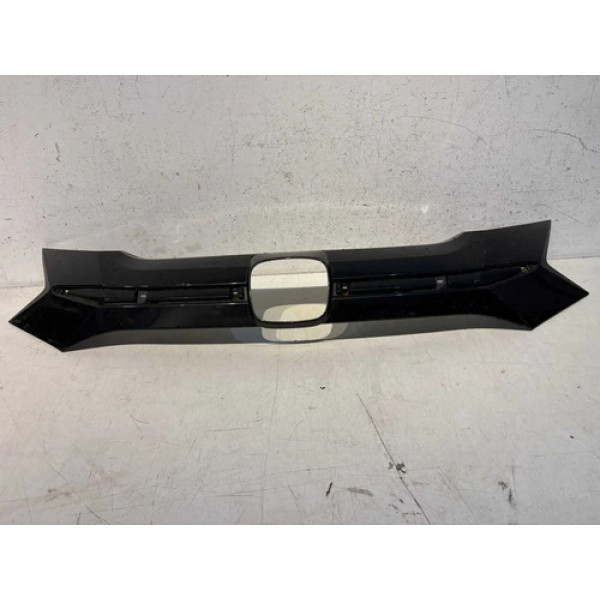 Moldura Grade Dianteira Honda Hrv 2016 2017 2018 Usado Preto Brilhante