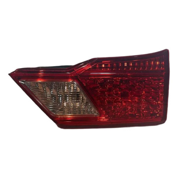 Lanterna Tampa Traseira Direita Honda City 2015/2021 Direito/passageiro Vermelho