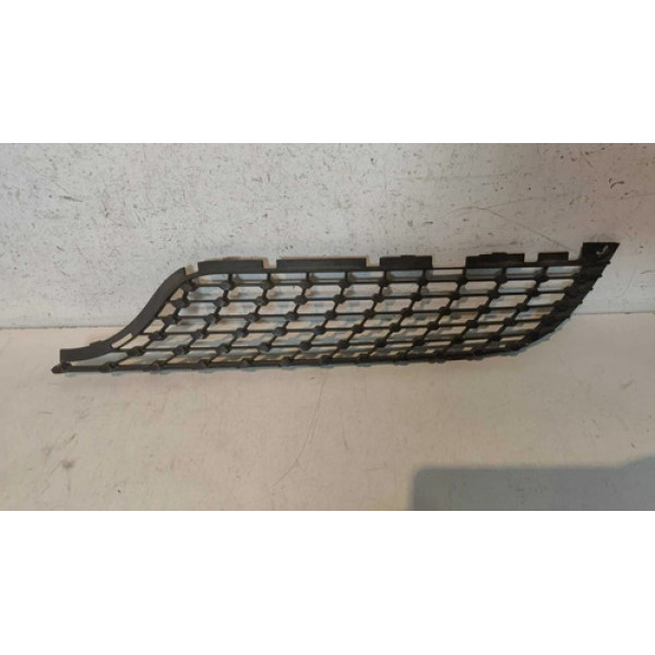 Grade Parachoque Dianteira Mercedes W117 Cla 2013/2016 Preto Brilhante