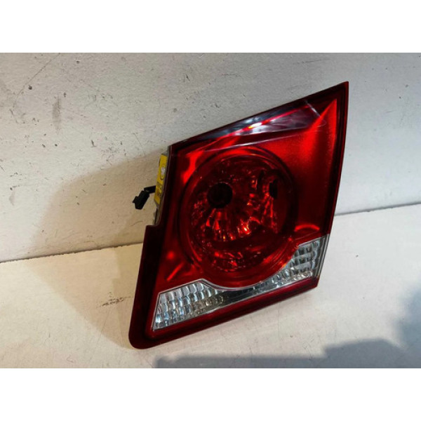 Lanterna Tampa Cruze Sedan 2011 2012 2013 2015 2016 / Origin Direito/passageiro Vermelho