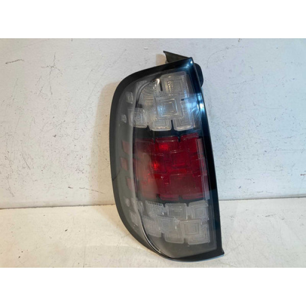 Lanterna Fiat Uno L.e 2015 2016 2017 2018 A 2021 / Original Esquerdo Vermelho
