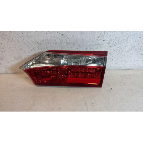 Lanterna Direita Tampa Toyota Corolla Led 2015 2016 2017 Direito/passageiro Vermelho