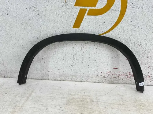 Moldura Paralama Traseira Bmw X1 L.d 2012 2013 A 2015 / Orig Preto