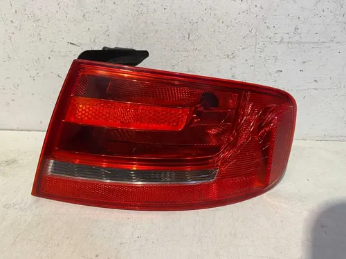 Lanterna Direita Audi A4 2012 2013 Cod 06 Direito/passageiro Direito/passageiro Vermelho