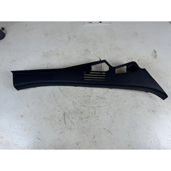 Moldura Coluna Traseira Direita Duster Oroch 2016 2024