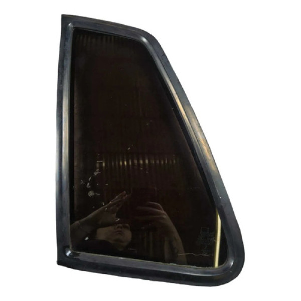 Vidro Vigia Traseiro Lado Esquerdo Fiat Uno 2000/2001