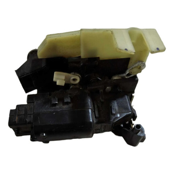 Fechadura Dianteira Direita Renault Oroch 2024