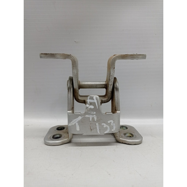 Dobradiça Inferior Porta Malas Suzuki Grand Vitara 2012 Aut