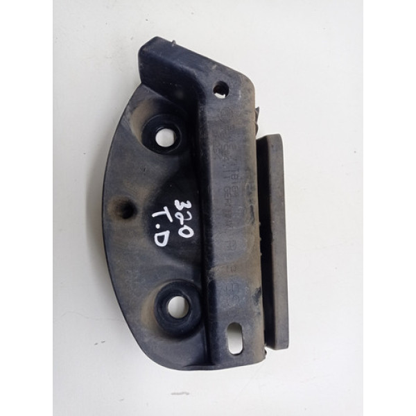 Guia Parachoque Traseiro Lado Direito Bmw 320i 2006
