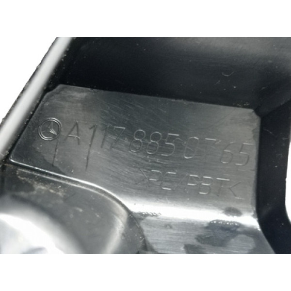 Guia Parachoque Traseiro Esquerdo Mercedes Cla 200 1.6 2016