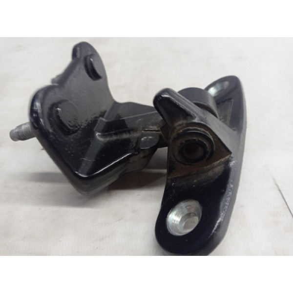 Dobradiça Superior Traseira Direita Mercedes Benz C180 1.6