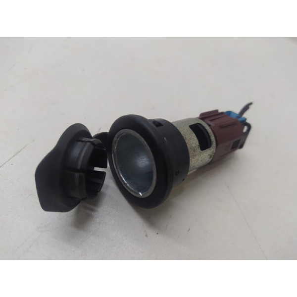 Tomada 12v Porta Malas Gm Captiva 2009 3.6