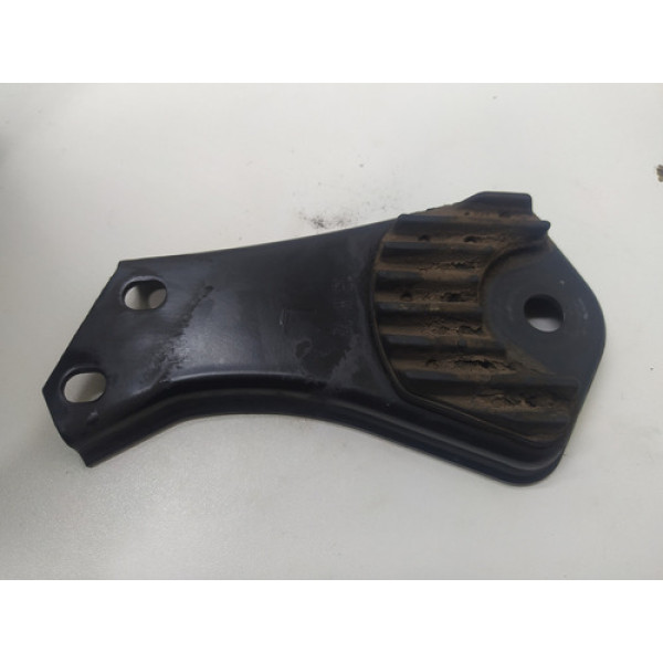 Suporte Braço Eixo Traseiro Esquerdo Mercedes C180 2012