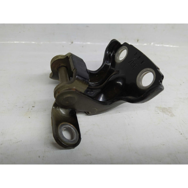 Dobradiça Superior Traseira Direita Subaru Forester 2010
