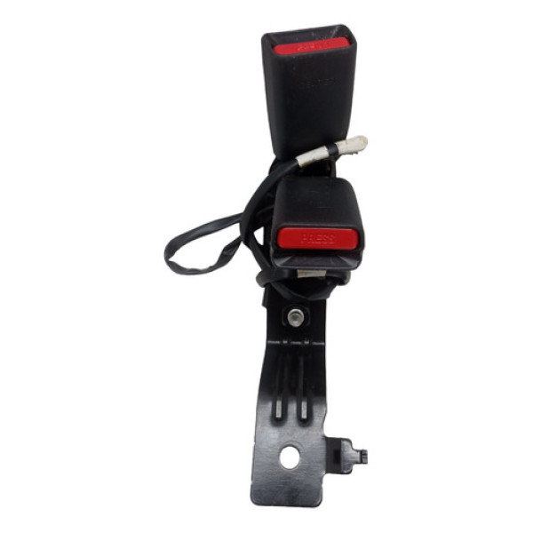 Engate Fêmea Traseira Central Nissan Kicks 1.6 16v 2022 