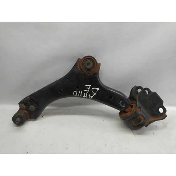 Bandeja Suspensão Dianteira Esquerda Freelander 2 2008 3.2