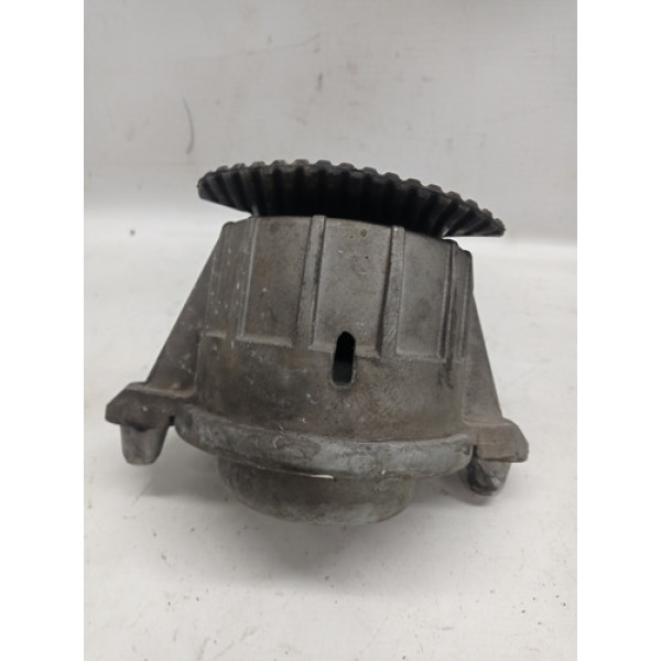 Coxim Motor Lado Direito Mercedes C180 1.8 Turbo 2011