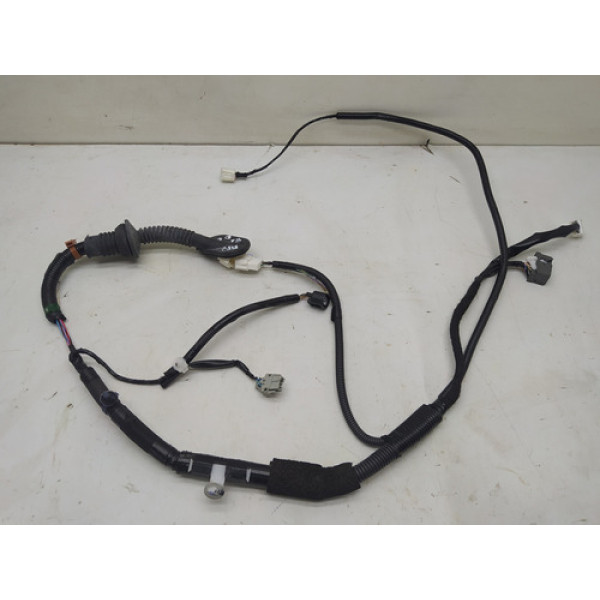 Chicote Porta Dianteira Esquerda Hrv 2020 1.8 Aut