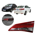 Lanterna Direita Tampa Toyota Yaris Sedan 2019 A 2025 S/led Direito/passageiro Direito