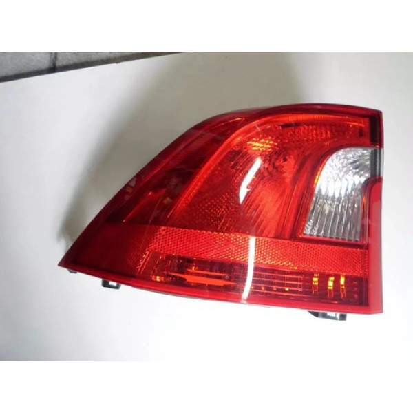 Lanterna Esquerda Volvo S60 2012 Em Diante C/detalhe Esquerdo