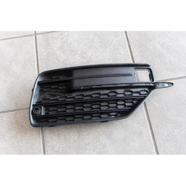 Moldura Do Farol De Milha Direito Volvo Xc90 2017 /2021#416 Preto Direito