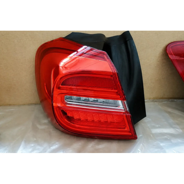 Lanterna Esquerda Mercedes Gla 2014 Até 2018 C/detalhe #205 Esquerdo