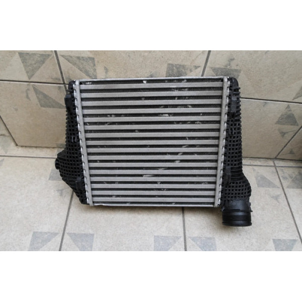 Intercooler Direito Porsche Macan 2020 2021 2022 2023 2024