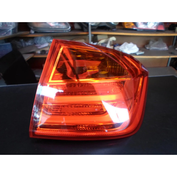 Lanterna Direita Bmw 320 328 2014 2015 2016 2017 2018 #423 Direito/passageiro Vermelho