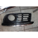 Aplique Farol De Milha Jetta  Preto Com Cromado