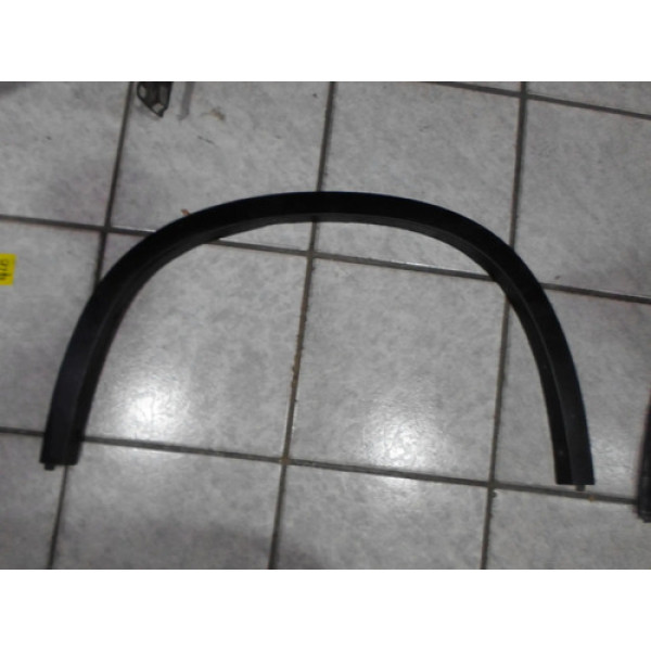 Aplique Paralama Esquerdo Bmw X1 2010 Até 2016