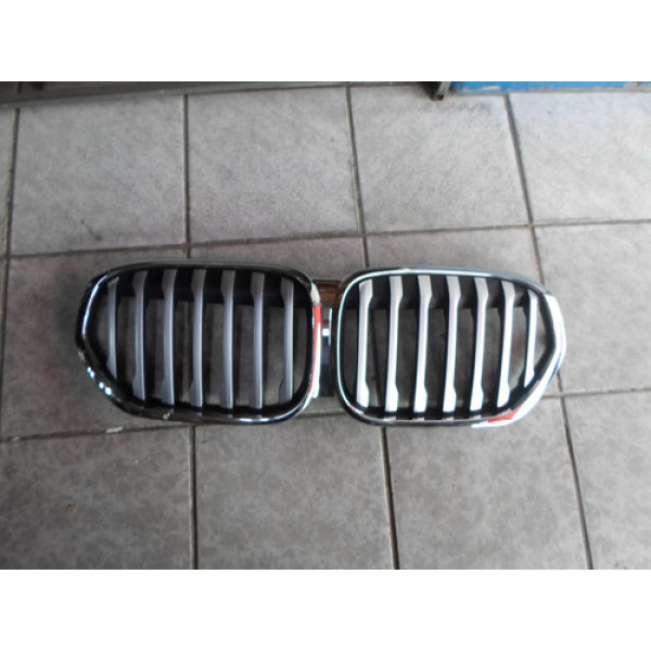 Grade Dianteira Bmw X1 2024 2025 2026 Com Detalhe #637 Prata Prateado