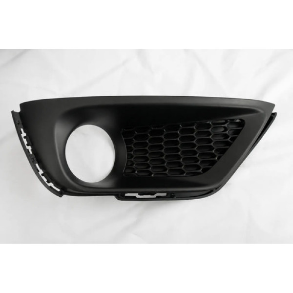 Moldura Farol De Milha Direito Jeep Compass 2017 2018 Preto Direito