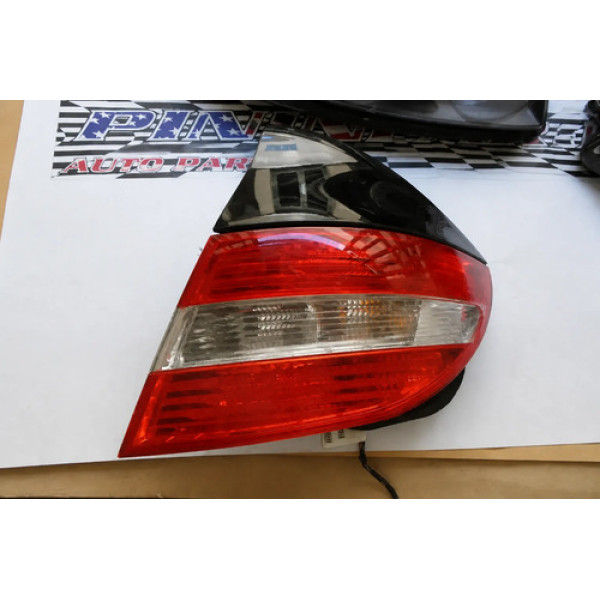 Lanterna Direita Mercedes Clc 2008 Até 2011 Direito Vermelho