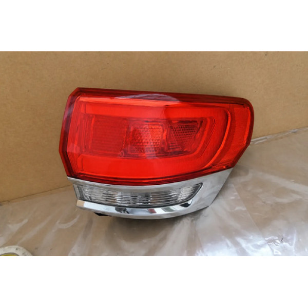 Lanterna Direita Jeep Gran Cherokee 2014 /2017 C/detalhe#250 Direito/passageiro