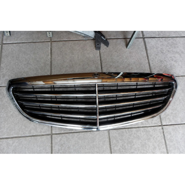 Grade Mercedes C180 C200 2015 Até 2020 #420 Cromado Brilhante