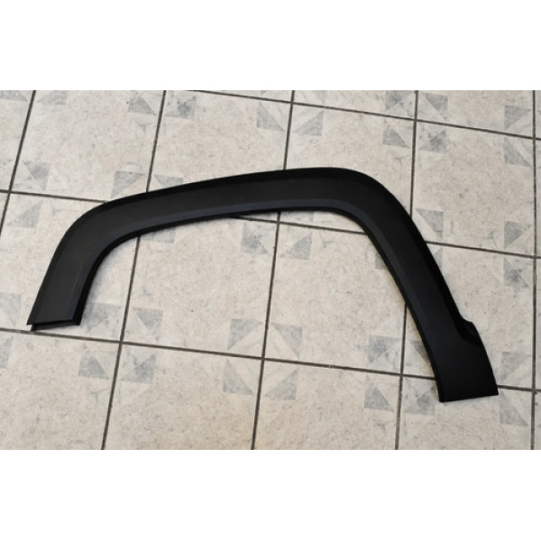 Aplique Paralama Esquerdo Jeep Renegade Preto