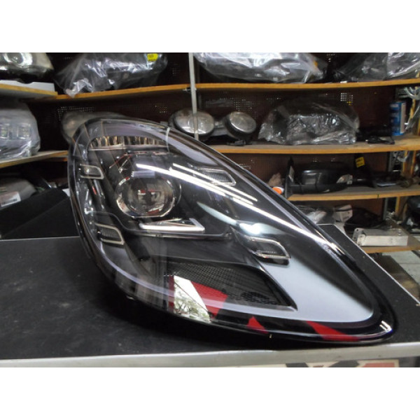 Farol Direito Porsche Boxster Cayman 2021 Até 2025 #616 Direito/passageiro