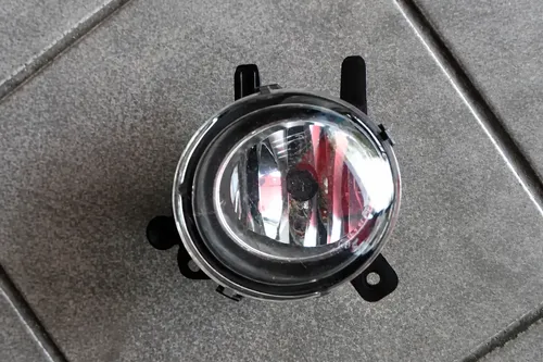 Farol De Milha Direito Bmw 320 Gt 