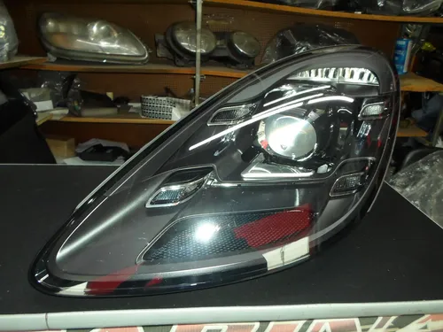 Farol Esquerdo Porsche Cayenne 2022 2023 #611 Esquerdo/motorista