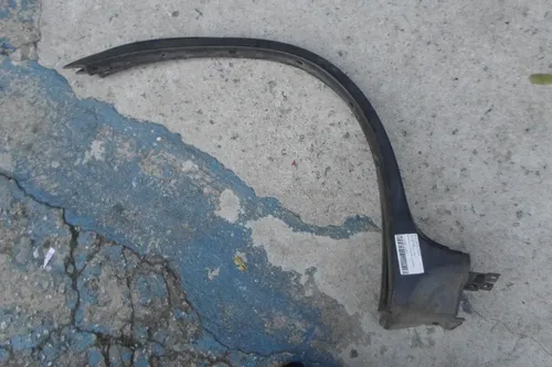 Moldura Esquerdo Do Paralama Bmw X5 2001 2002 2003 Preto