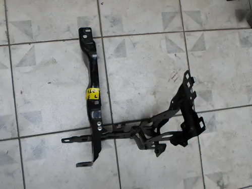Suporte Esquerdo Bmw 530 2018 2019 2020 2021 2022 2023