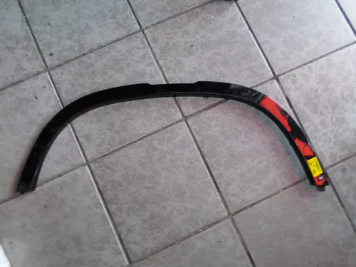 Moldura De Paralama Esquerda Defender 2020 Até 2024 #562 Preto