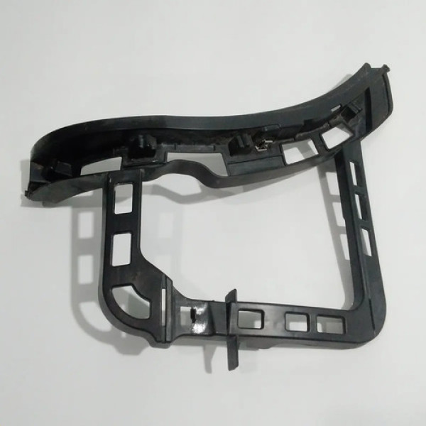 Suporte Parachoque Traseiro Esquerdo Passat 2012 Sku 60901