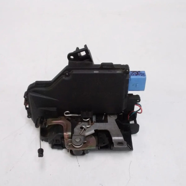 Fechadura Traseira Direita Volkswagen Jetta 2007 Cod 60054
