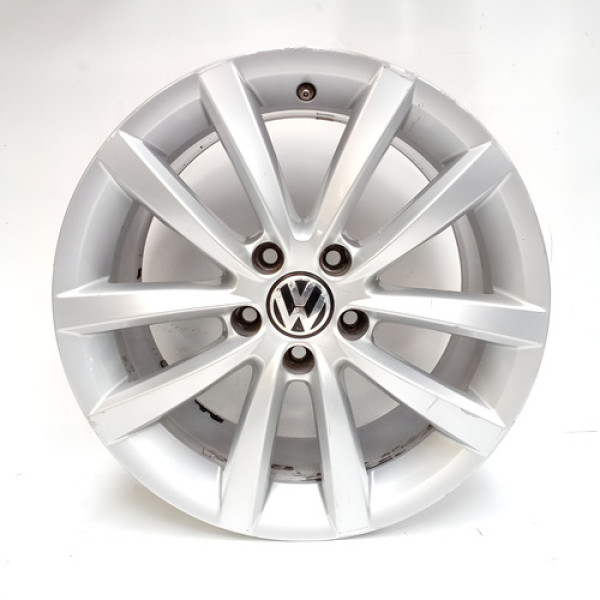 Roda Dianteira Esquerda Passat 2.0 Tsi 2012 Prateado