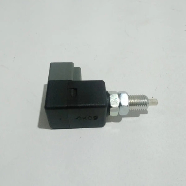 Sensor De Luz De Freio Hyundai Azera 3.3 V6 2011 Sku 61467