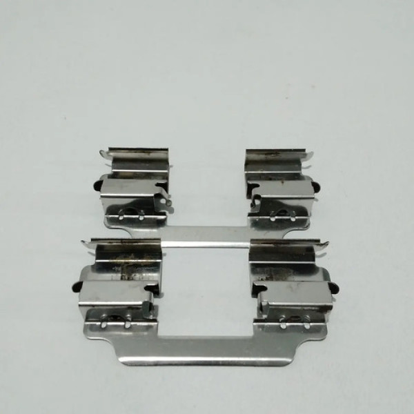 Travas Da Pastilha De Freio Tras/esq Cla 45 Amg 14 Sku 57951