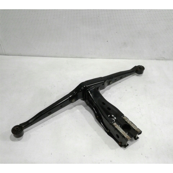 Suporte Do Diferencial Traseiro Subaru Forester 2008 49838