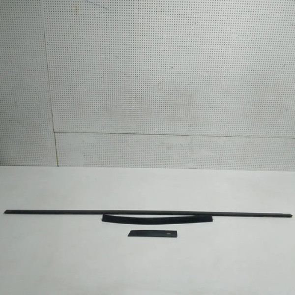 Friso De Teto Lado Direito Kia G.carnival 2009 Sku 61204